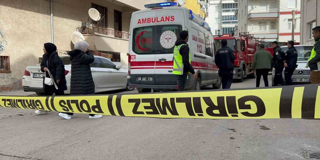 İstanbul’dan Misafirliğe Geldiler Yangında Zehirlendiler