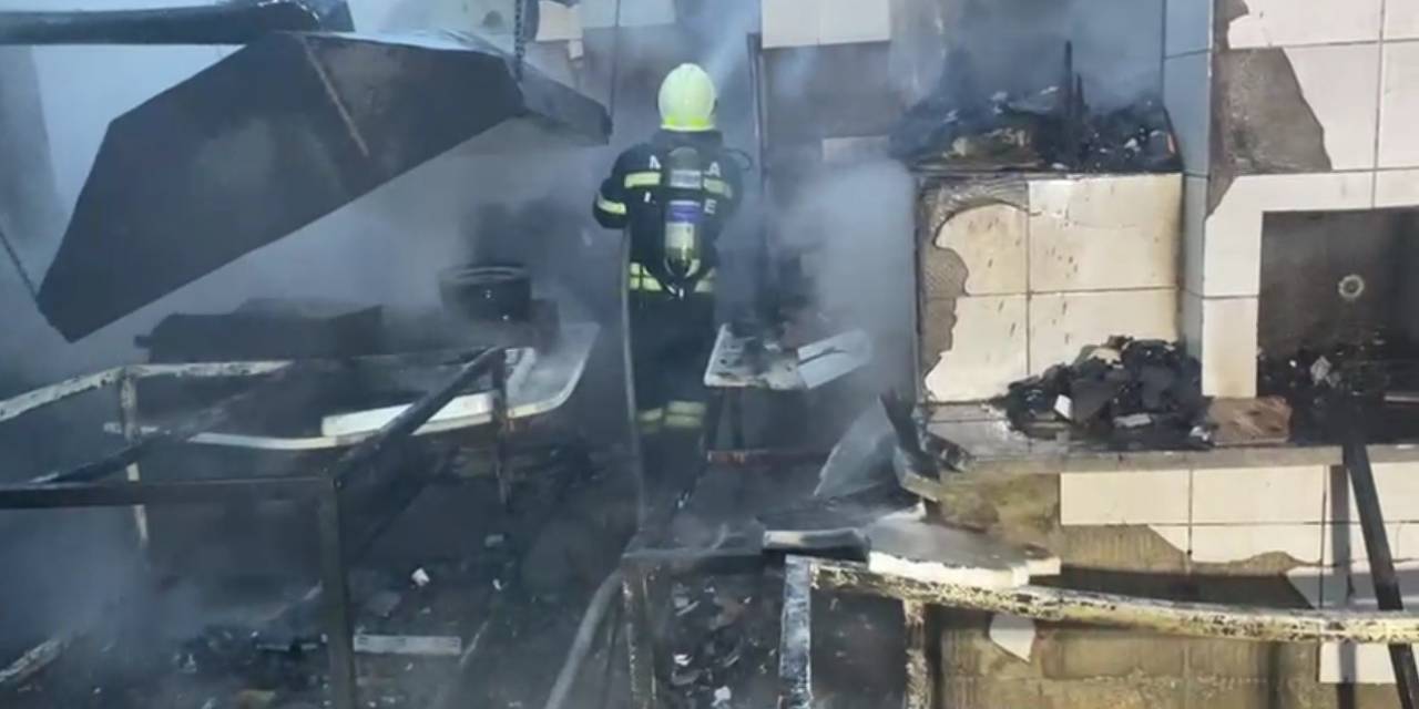 Yangın Restoranı Küle Çevirdi