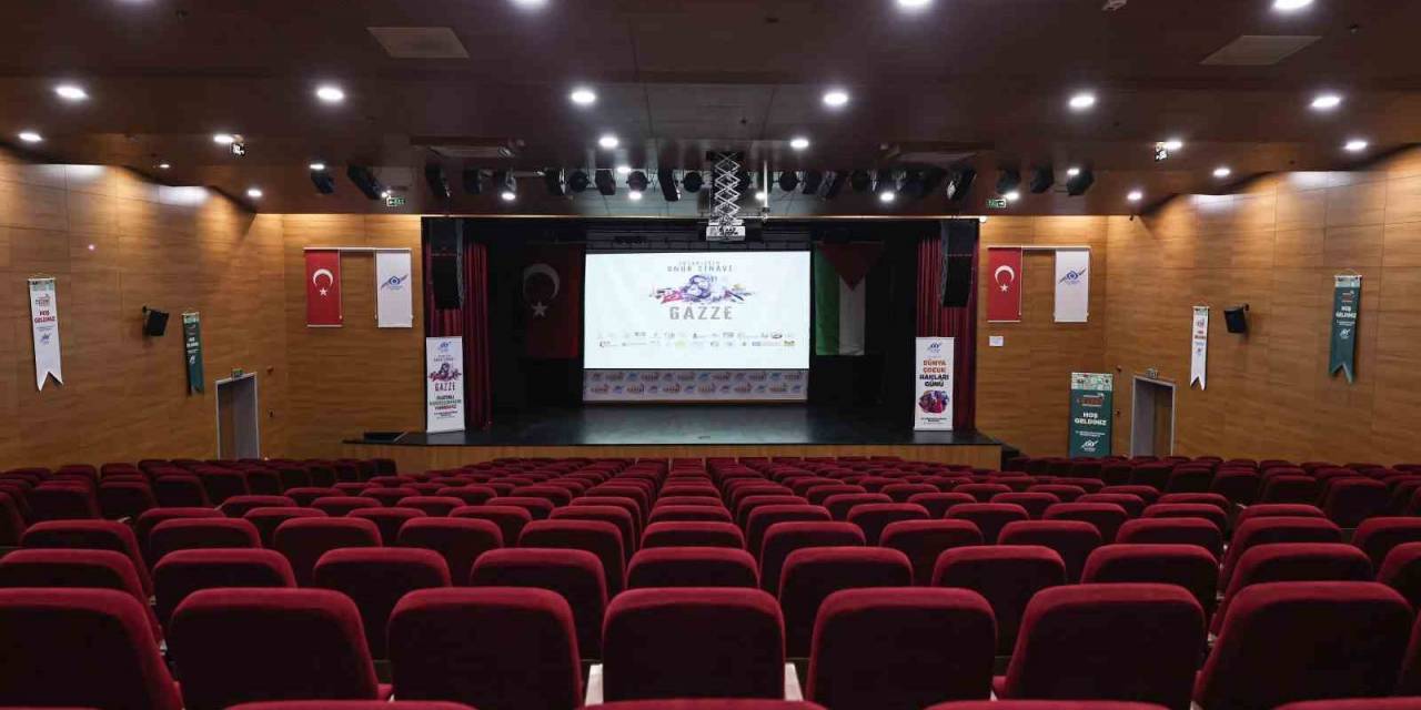 Sultangazi Belediye Başkanı Dursun: "İsrail Zulmüne Ses Çıkarmak Zorundayız"