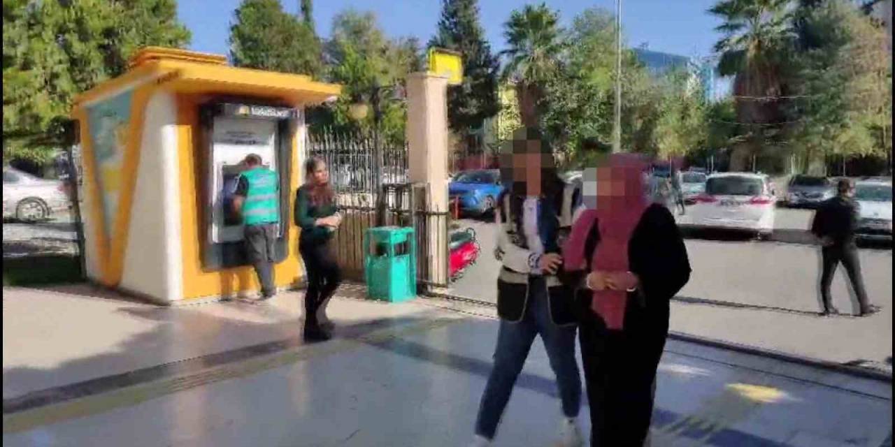 Yankesicilik Yaptırdığı Oğluyla Birlikte Yakalandı