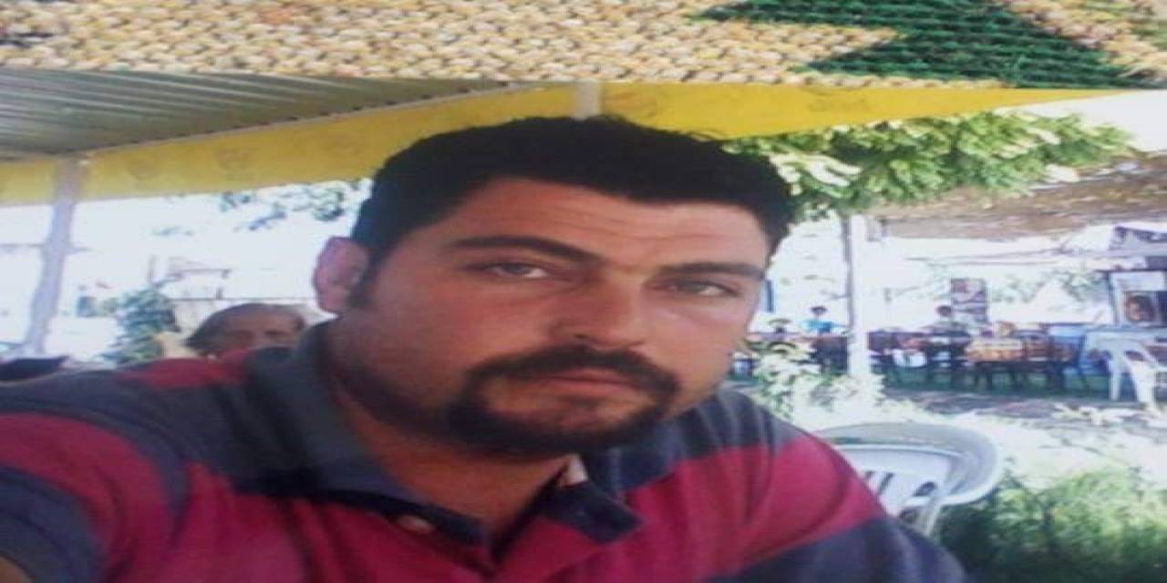 Alabora Olan Kayıktaki Baba Öldü, Oğlu Kurtuldu