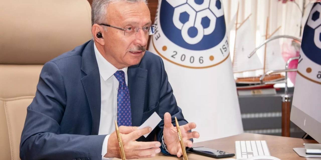 Rektör Prof. Dr. Levent, Bölge Gündeminde Konuştu