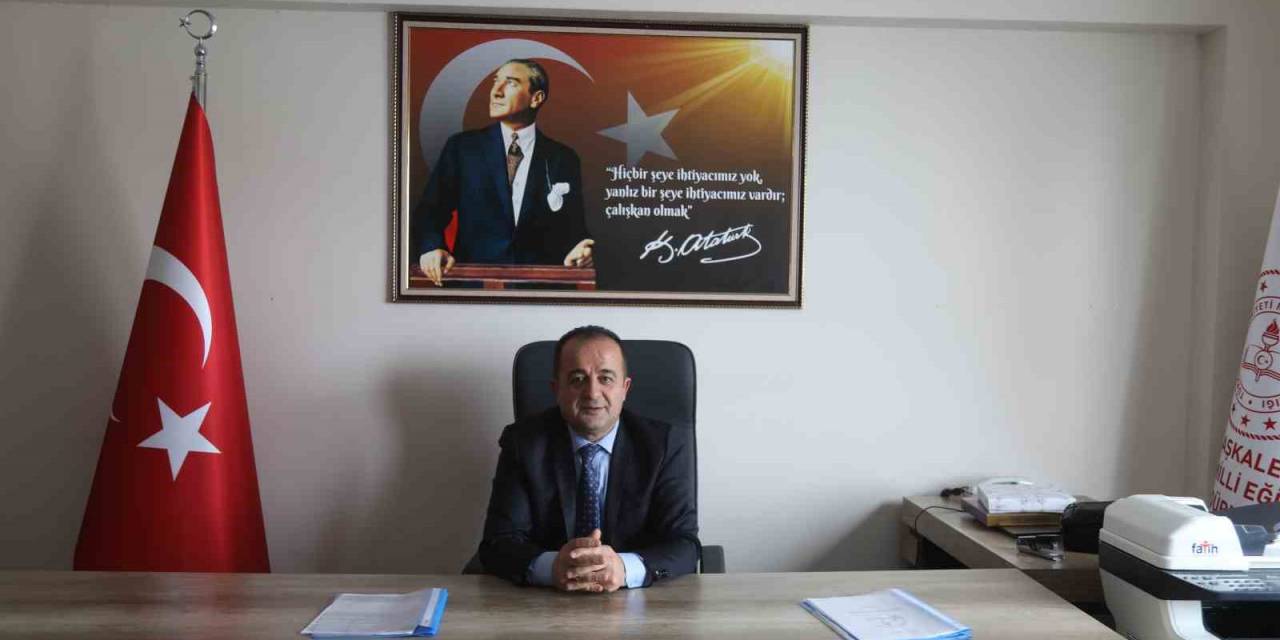 Başkale Milli Eğitim Müdürü Samsa Göreve Başladı