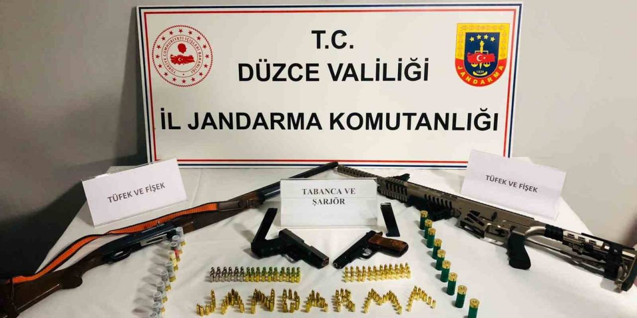 1 Tabanca, 1 Kurusıkı Ve 2 Tüfek Ele Geçirildi