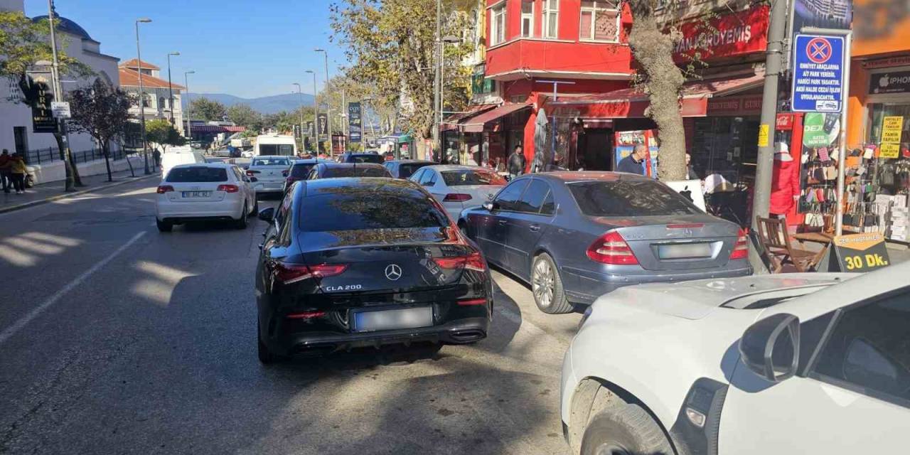 Bandırma’da Otopark Problemi Gün Geçtikçe Büyüyor