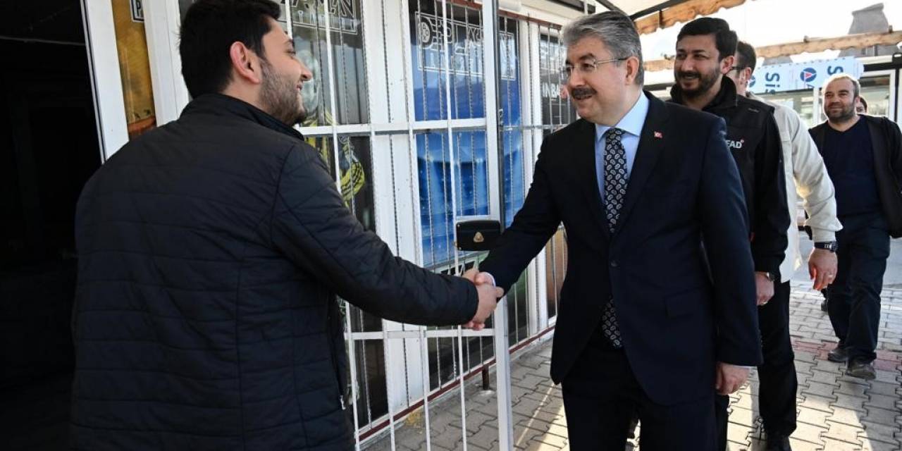 Osmaniye’de Depremzede Esnaf İçin Kurulan 104 Konteynerlik Çarşı Tamamlandı