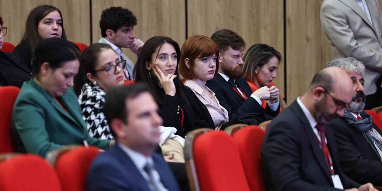 Cumhuriyet’in İlanının 100. Yıl Dönümü Uluslararası Sempozyumu Sona Erdi