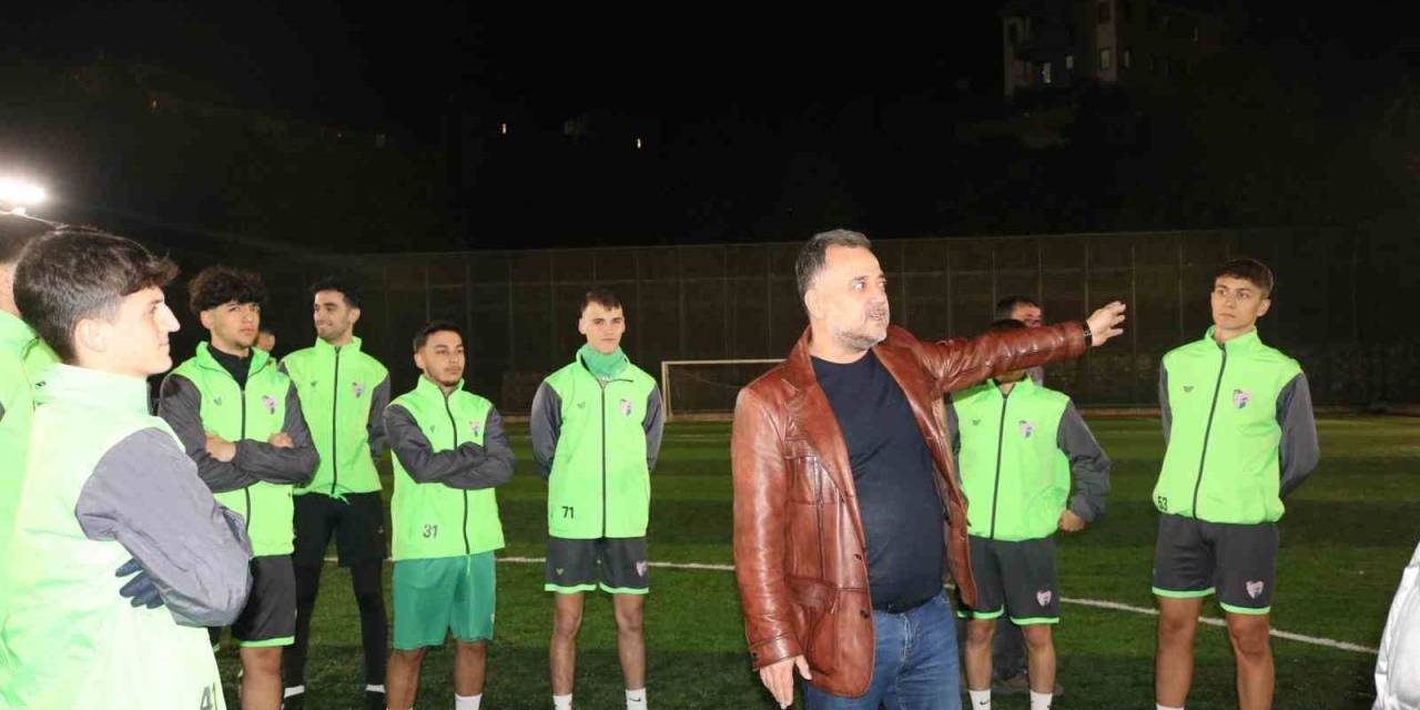 Başkan Aday Adayı Işık: "Masa Başında Değil, Sahadayız"