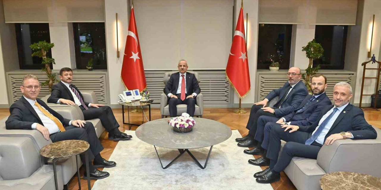Genel Başkan Yardımcısı Hamza Dağ Ve Kütahya Heyetinden Bakan Uraloğlu’na Ziyaret