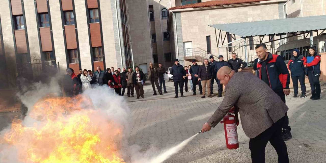 Sinanpaşa’da Kamu Personellerine Afad’dan Eğitim