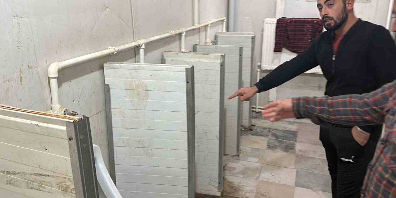 5. Levent’teki Şantiyede Çalışan İşçiler İsyan Etti