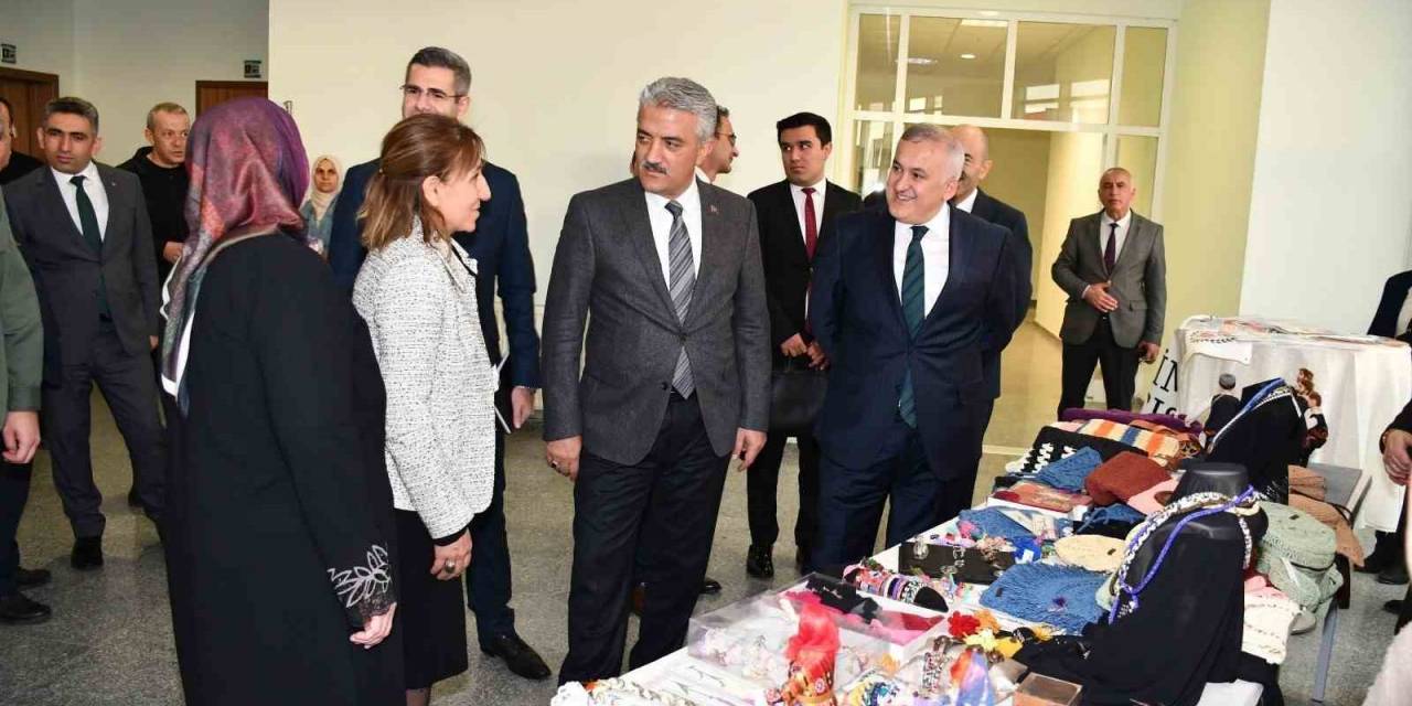 Vali Mehmet Makas: "sivil Toplum Kuruluşlarının Varlığı Katılımcı Demokrasi İçin Çok Önemli”