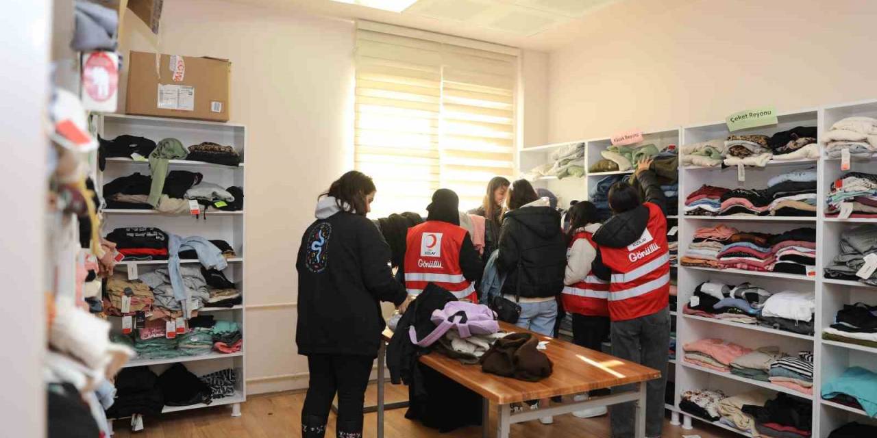 Iğdır Üniversitesinde ‘Kızılay Butik Evi’ Açıldı