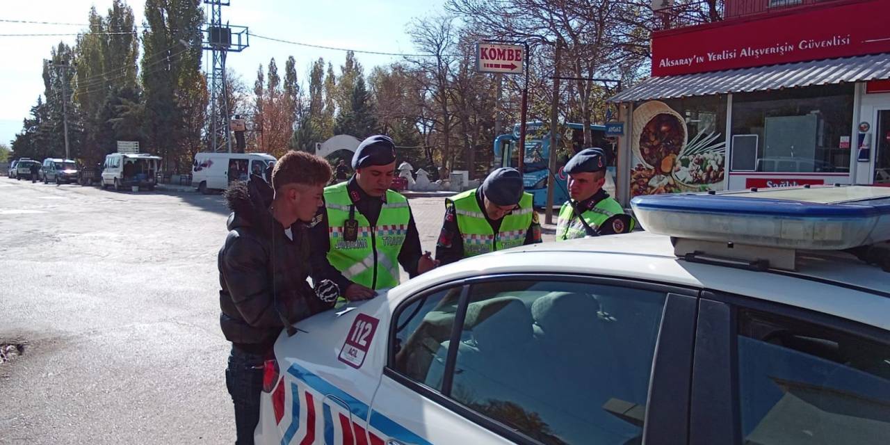 Aksaray’da Jandarma Ekiplerinden Motosiklet Denetimi