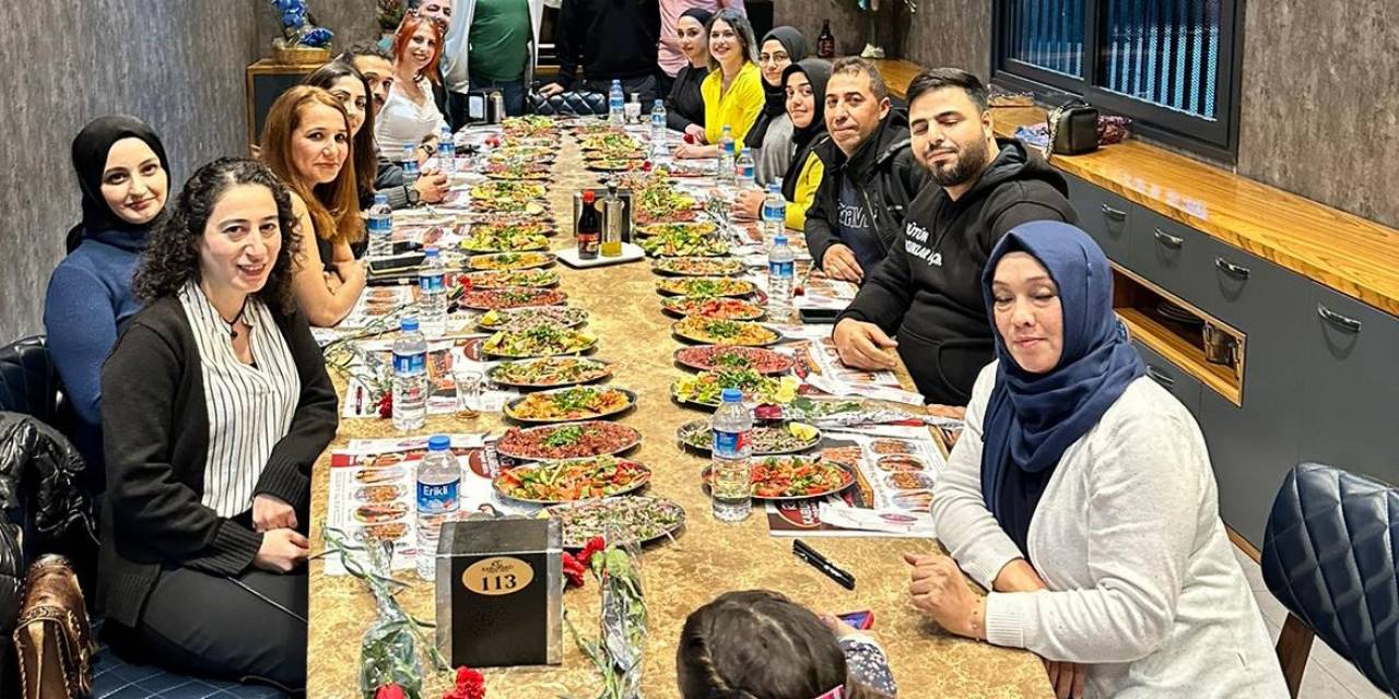 Adanalı Kebapçı Öğretmenleri Unutmadı