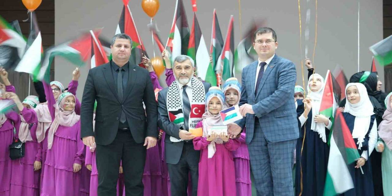 Kur’an Kursu Öğrencilerinden Filistin’e Destek