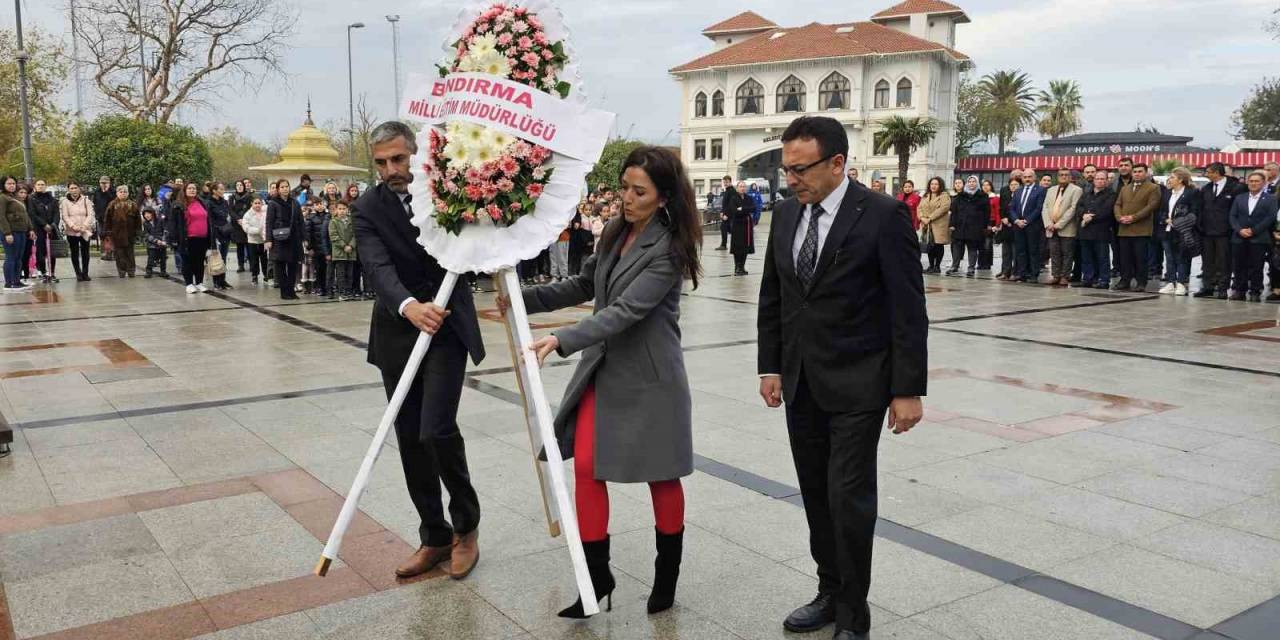 Bandırma’da Öğretmenler Günü Törenle Kutlandı