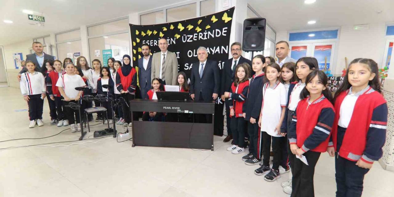 Başkan Rahmi Şengül Öğretmenler Gününü Kutladı