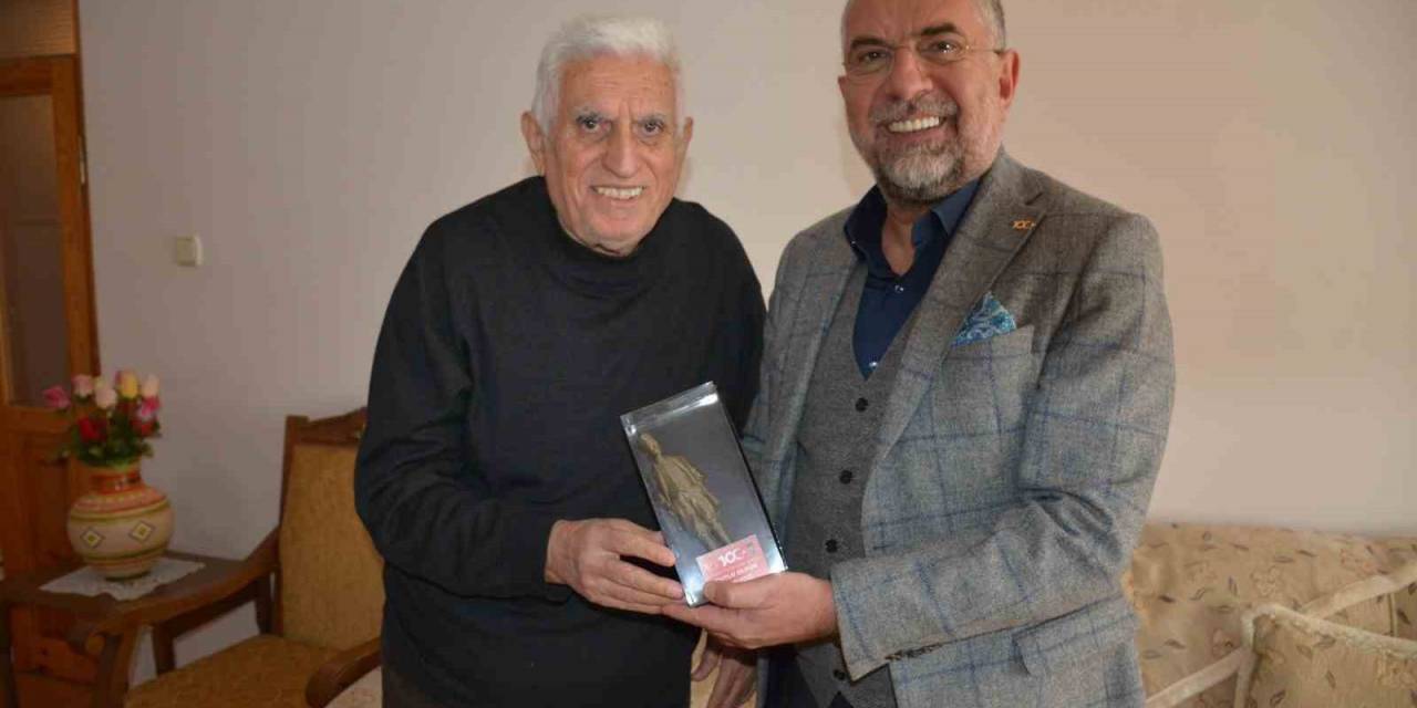 Başkan Sargın, “Öğretmenlerimize Çok Şey Borçluyuz, Onlar İçin Ne Yapsak Azdır" Dedi.