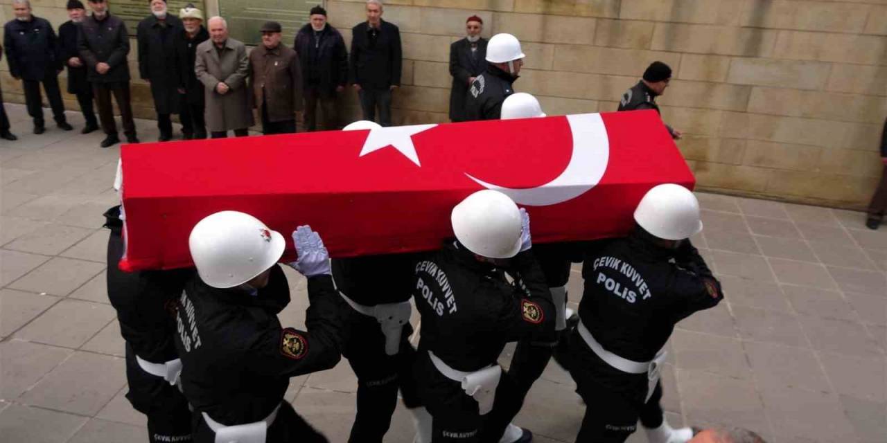 Trafik Kazasında Hayatını Kaybeden Polis Memuru Son Yolculuğuna Uğurladı