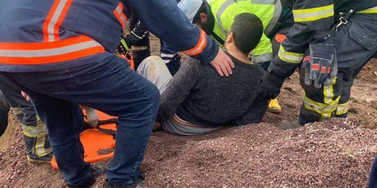 Yalova’da Göçük Sonucu Toprak Altında Kalan İşçi Kurtarıldı