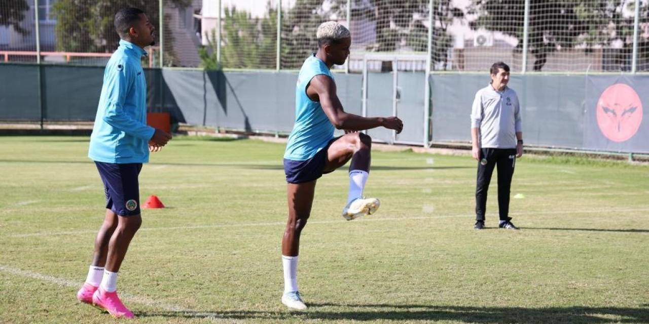Alanyaspor, Galatasaray Maçının Hazırlıklarını Tamamladı
