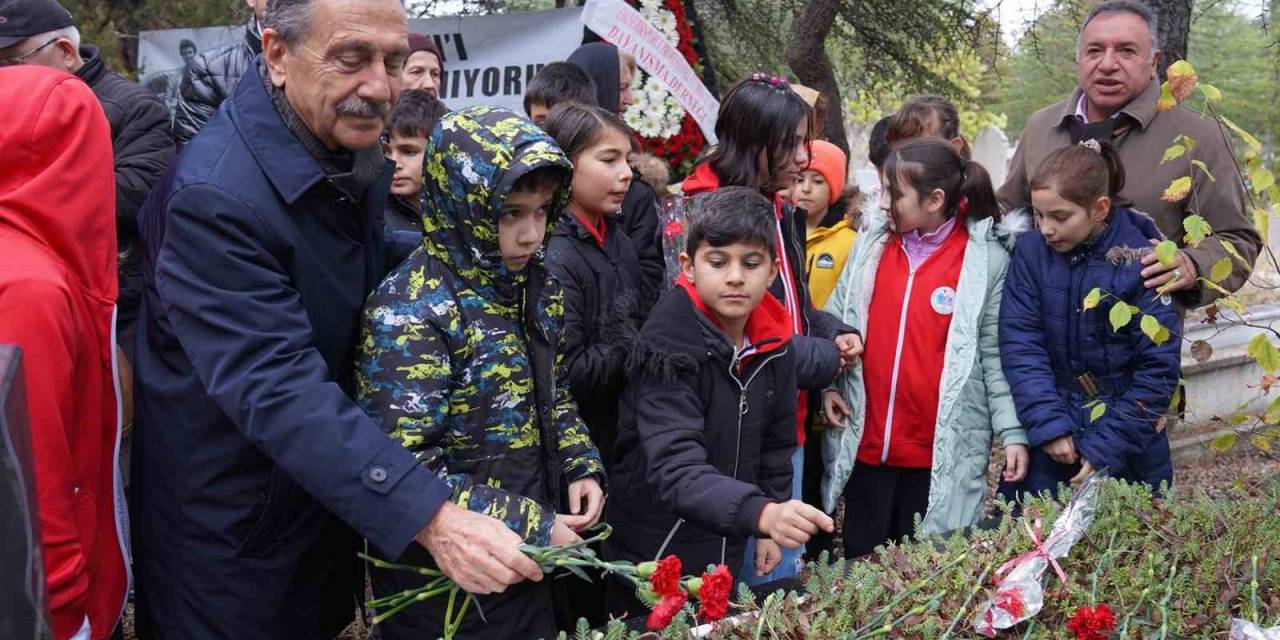Sinan Alağaç Kabri Başında Anıldı