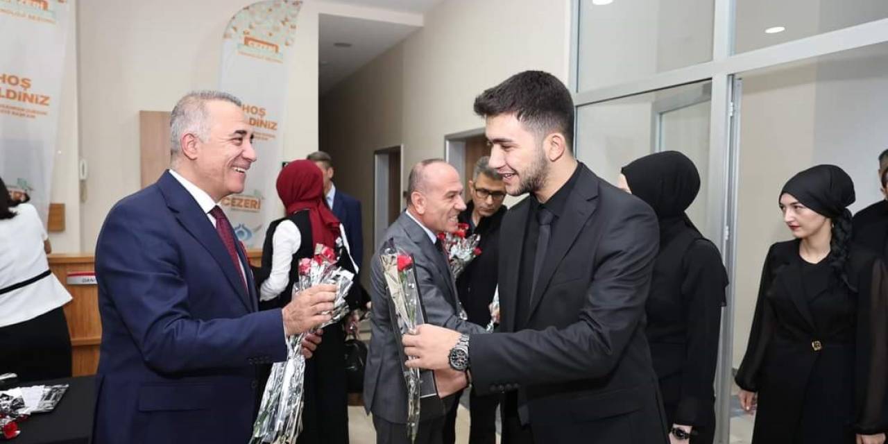 Sultangazi Belediye Başkanı Av. Abdurrahman Dursun: Öğretmenlerimize Minnettarız