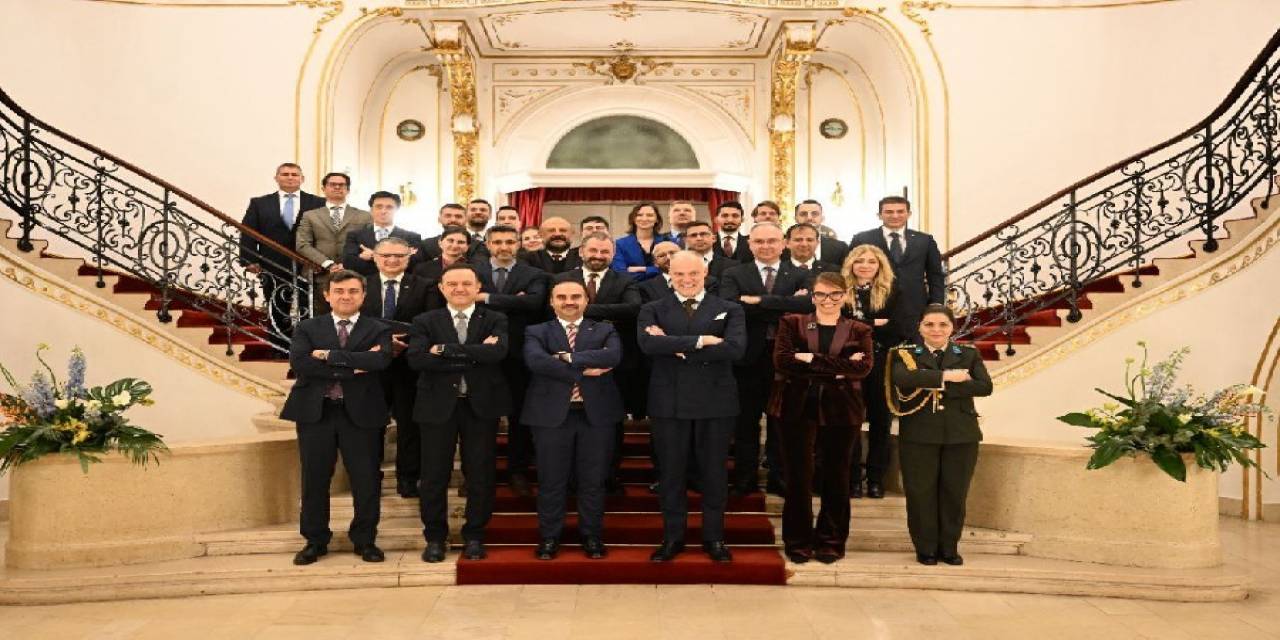 Bakan Kacır, Macaristan Savunma Bakanı Bobrovniczky İle Görüştü