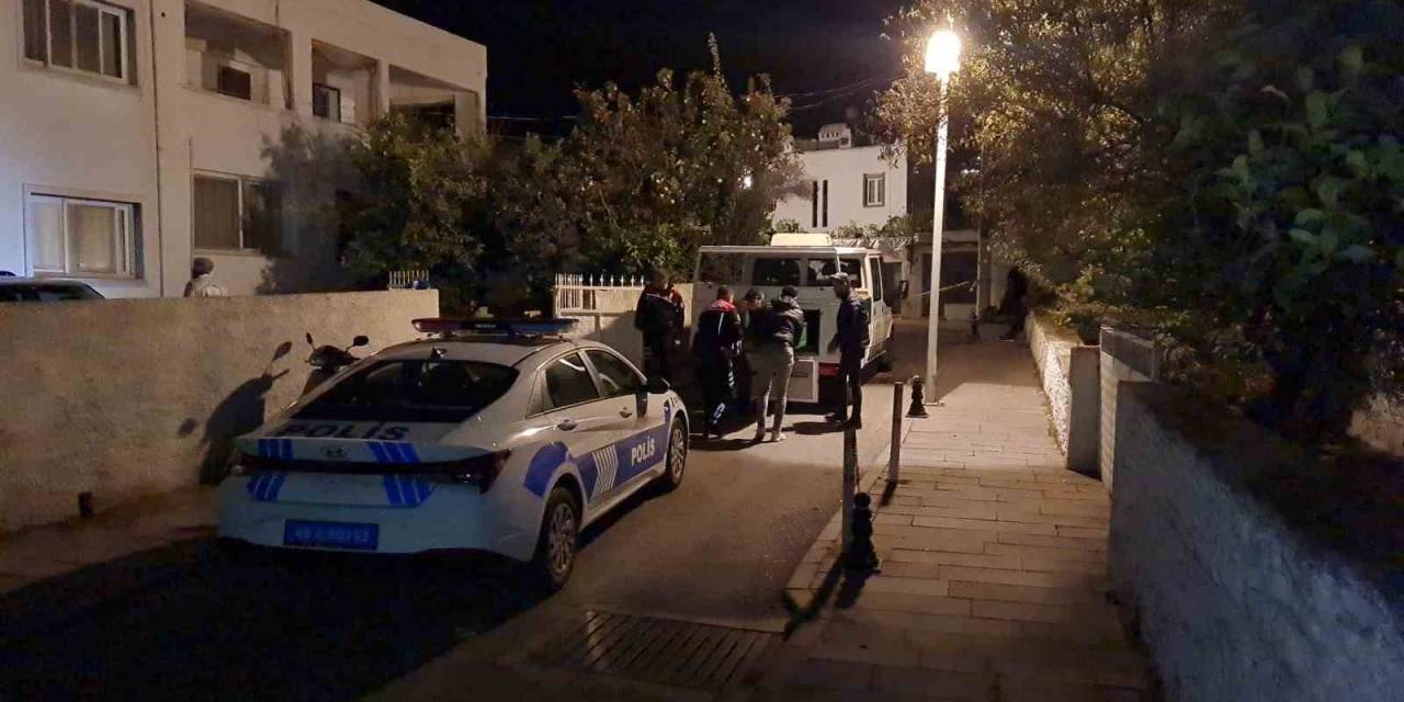 Bodrum’da Kan Donduran Cinayet: Annesini Boğazından Bıçaklayarak Öldürdü