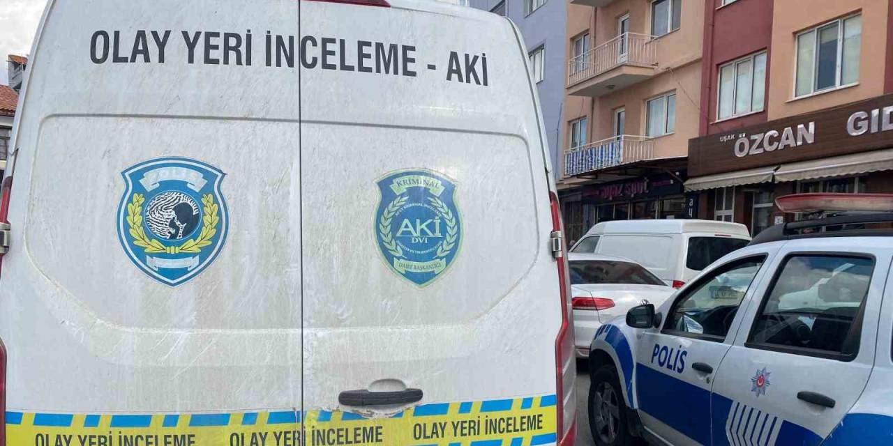 Uşak’ta Esnaflar Arasında Bıçaklı Kavga: 1 Yaralı