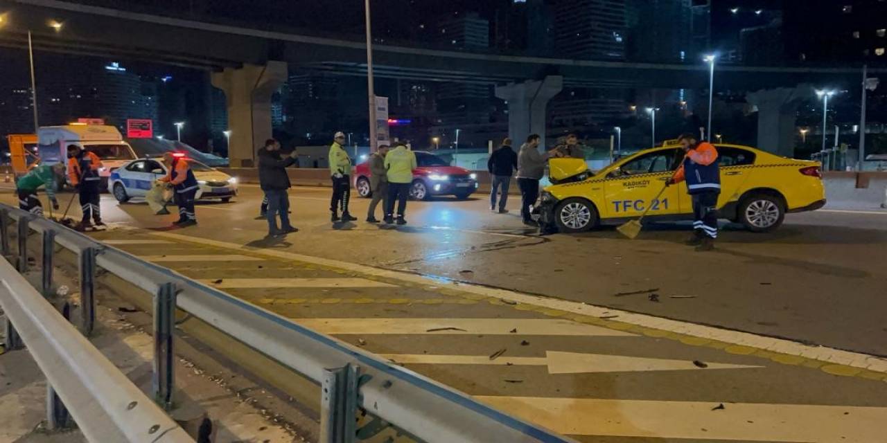 Kadıköy’de Trafik Kazası: 1 Yaralı