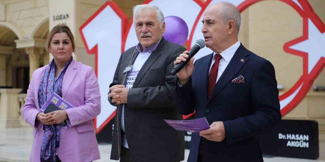 "Kadına Yönelik Şiddete Karşı Uluslararası Mücadele Günü" Nedeniyle Yürüyüş Yapıldı