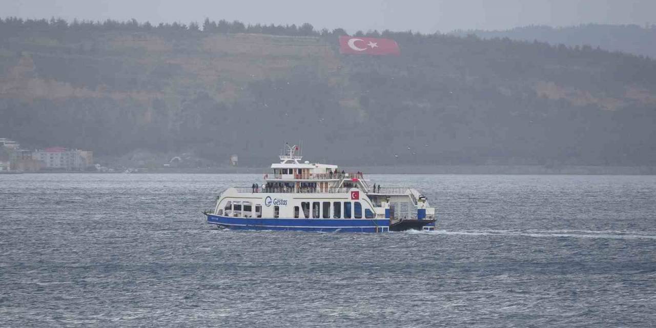 Gökçeada Ve Bozcaada’ya Tüm Feribot Seferleri İptal Edildi