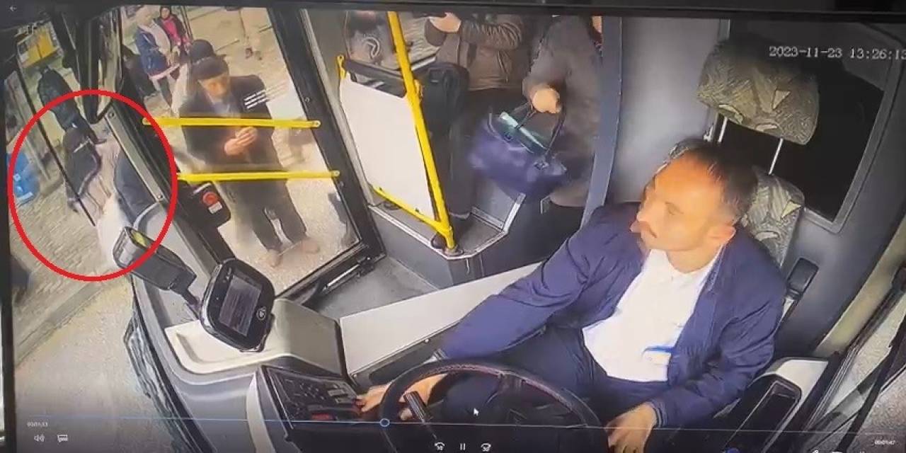 3 Kadın Yankesici, Otobüse Binen Kadının Cüzdanını Böyle Çaldı, Kıskıvrak Yakalandı