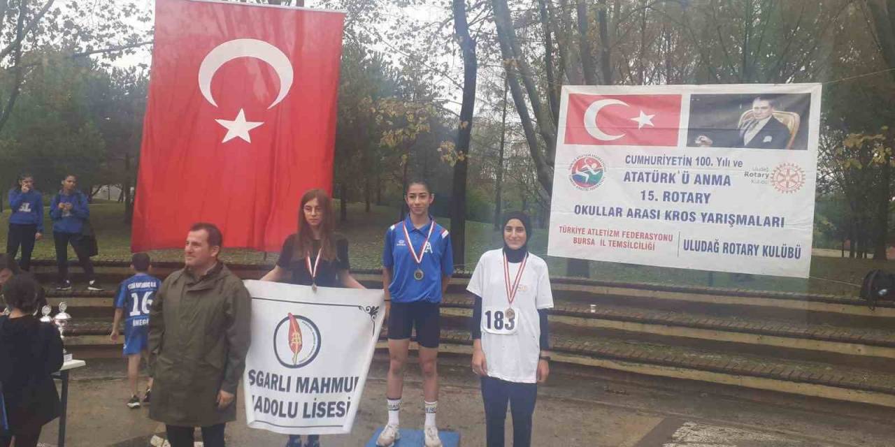 Eskişehirli Atletizm Sporcusu ‘Kros’ Şampiyonu Oldu