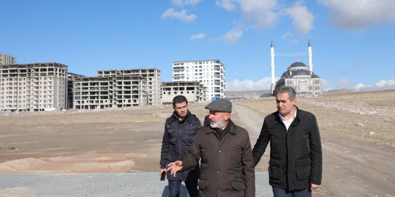 Başkan Çolakbayrakdar: "Daha Nitelikli Bir Yaşam Alanı İçin Çalışıyoruz"