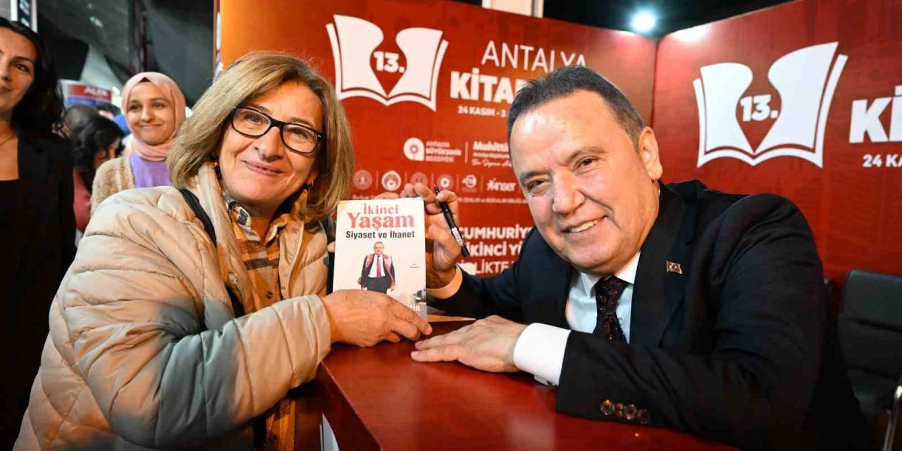 Antalya Kitap Fuarında İlk Gün Heyecanı