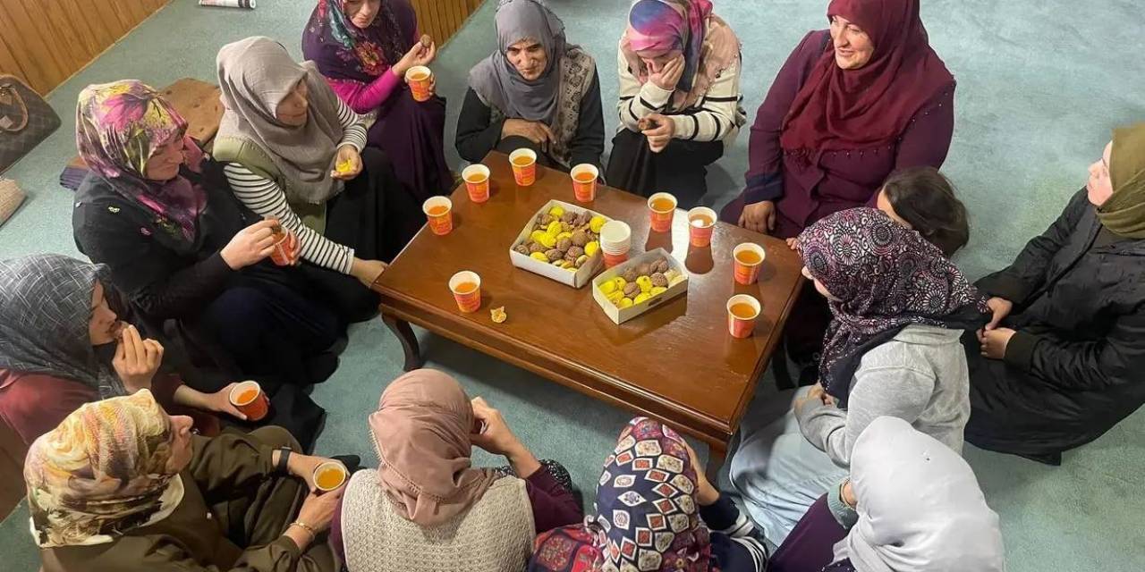 Konursulu Kadınlar ’kadına Yönelik Şiddete Karşı Uluslararası Mücadele Günü’ Hakkında Bilgilendirildi