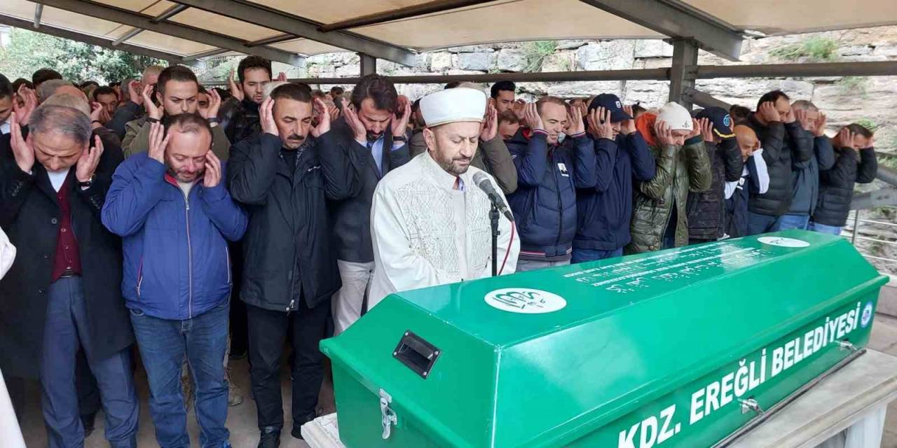 Kafkametler’in Güverte Ustası Tamer Özer Son Yolculuğuna Uğurlandı