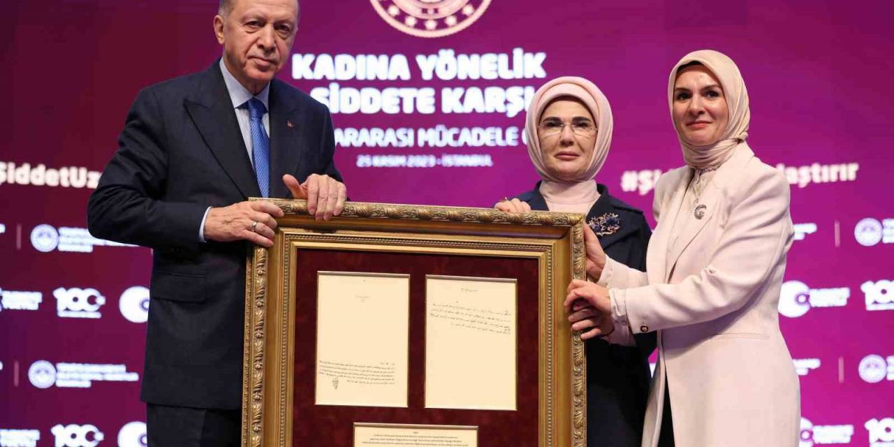 Aile Ve Sosyal Hizmetler Bakanı Göktaş: "Kadınların Şiddetle Karşı Karşıya Kalması Asla Kabul Edilemez"