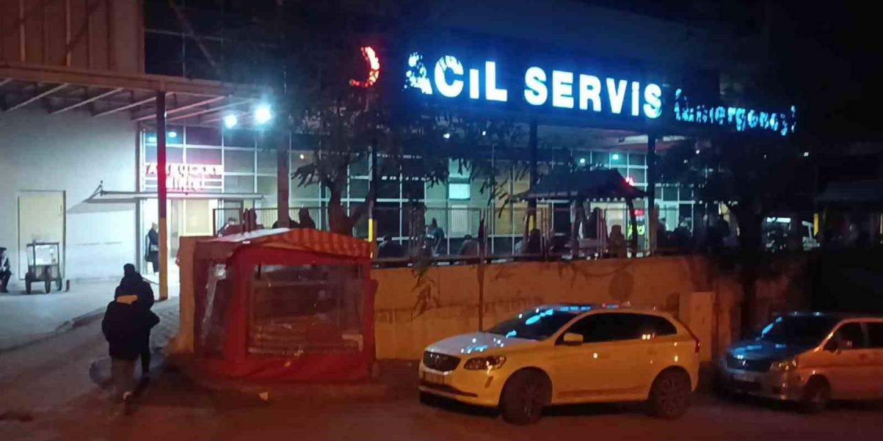Yolda Yürürken Omzuna Yorgun Mermi İsabet Eden Kadın Yaralandı