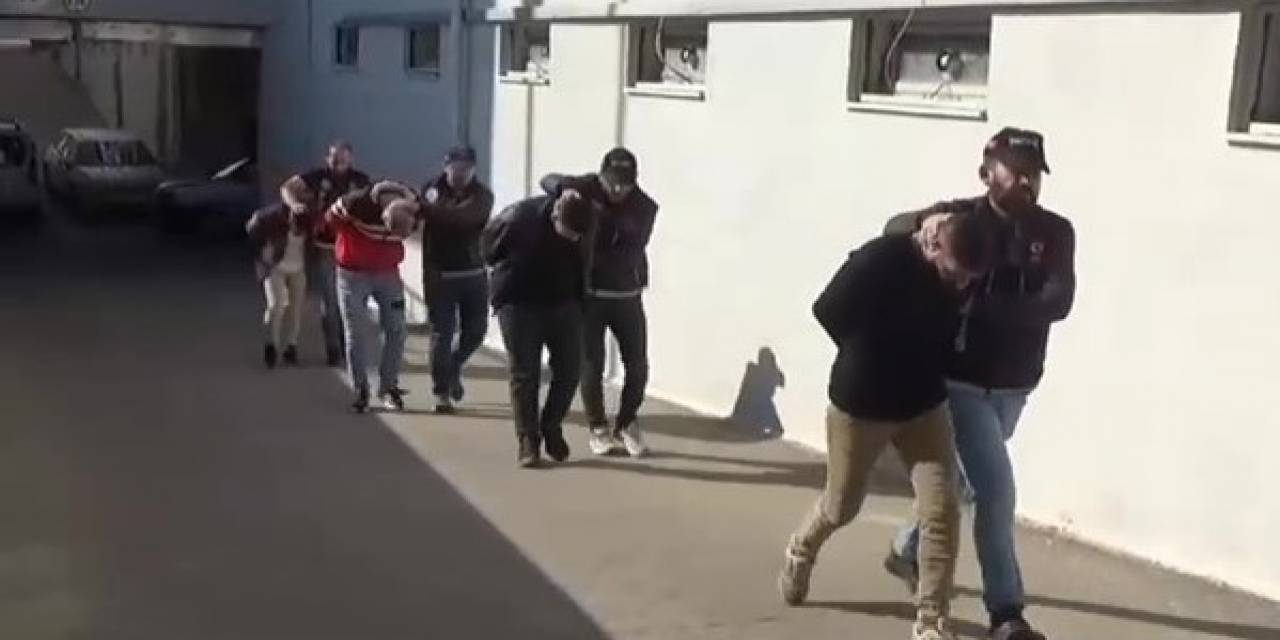 Adana’da Torbacı Operasyonunda Yakalanan 10 Kişi Tutuklandı