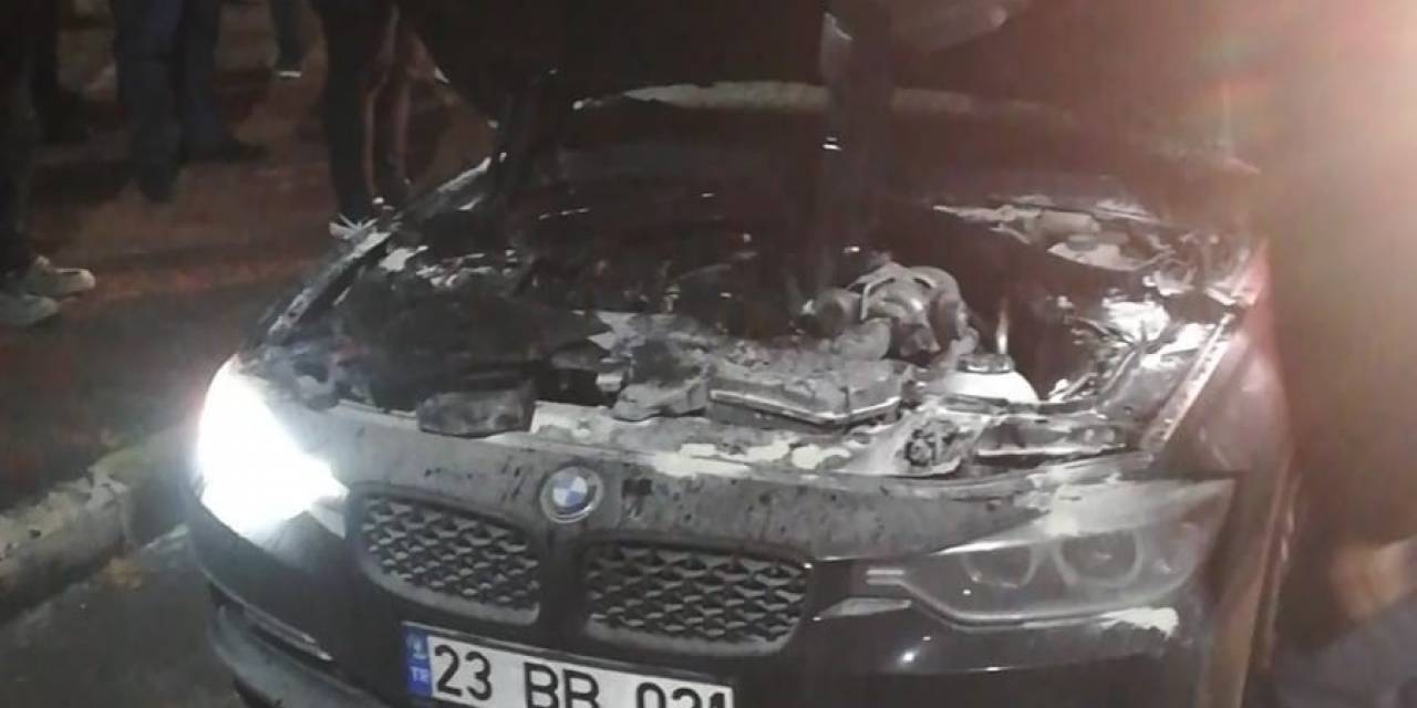 Elazığ’da Araç Yangını