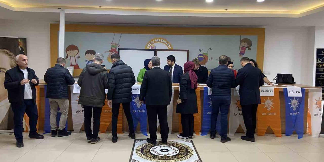 Ak Parti’de Temayül Yoklaması Heyecanı