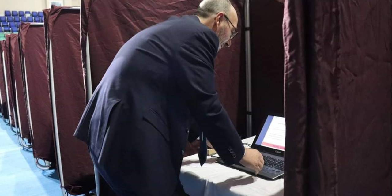 Kütahya Ak Parti’de Teşkilat Temayül Yoklaması