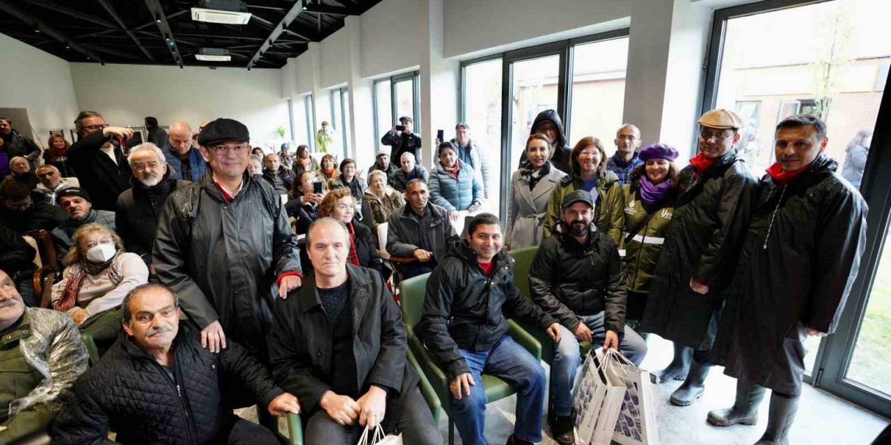 Chp Genel Başkanı Özel, Büyükdere Atatürk Fidanlığı Açılış Törenine Katıldı