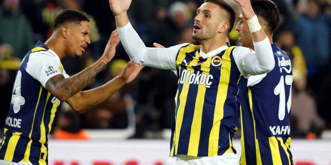 Dusan Tadic, 2 Golle Yıldızlaştı