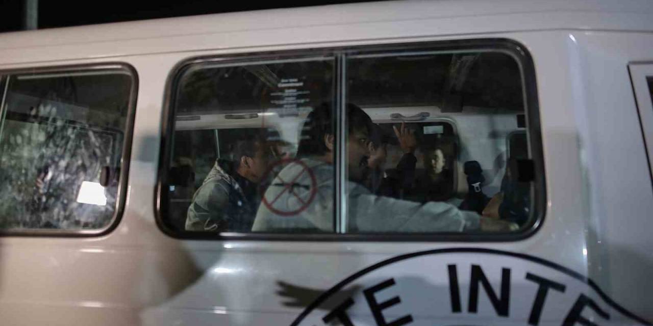 Hamas, 14 İsrailli Ve 3 Yabancı Uyruklu Esiri Serbest Bıraktı