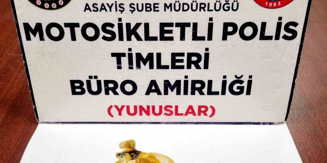 Kütahya’da Yunus Timlerinin Narkotik Madde Ve Aranan Şahıs Yakalaması